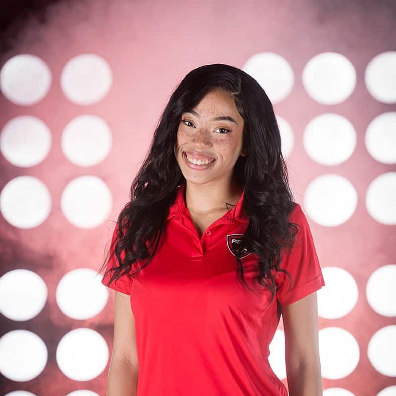 Coaches & Staff 10 Zoe